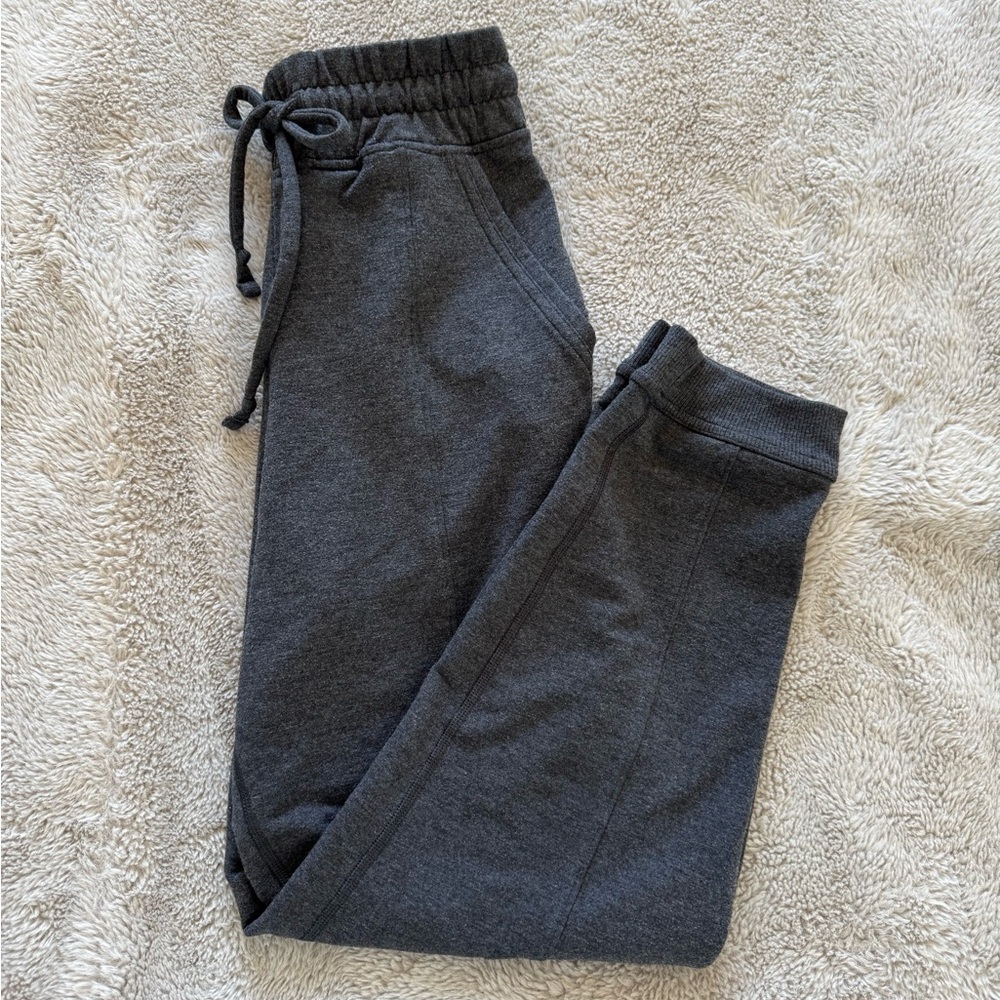 Lululemon 7/8 Joggers
